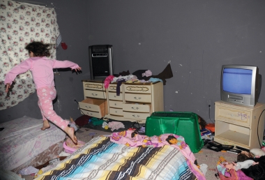 Zoe Strauss, Sage Jumping, 2009