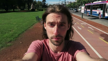 Maarten Brinkerink studeerde in 2007 af van de masteropleiding Nieuwe Media en Digitale Cultuur aan de Universiteit Utrecht. Een half jaar later startte hij als projectleider voor het Open Beelden project bij de R&D afdeling van Beeld en Geluid. In het begin lag zijn focus op open toegang als distributiemodel voor digitaal erfgoed. Inmiddels is het expertisegebied van Maarten uitgebreid met kennis over auteursrecht, crowdsourcing en hergebruik van digitaal erfgoed.